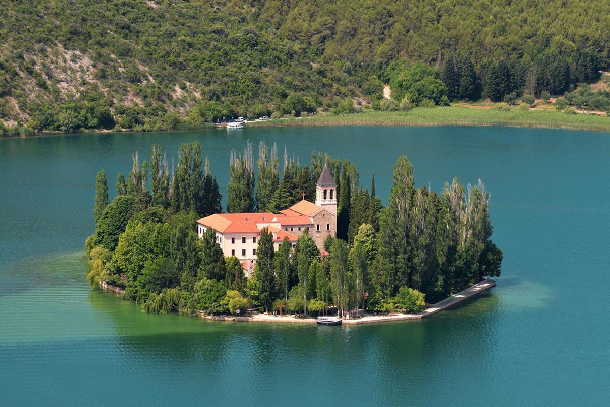 Kuca Za Odmor Joko I Jeka Villa Bogatic Exterior photo