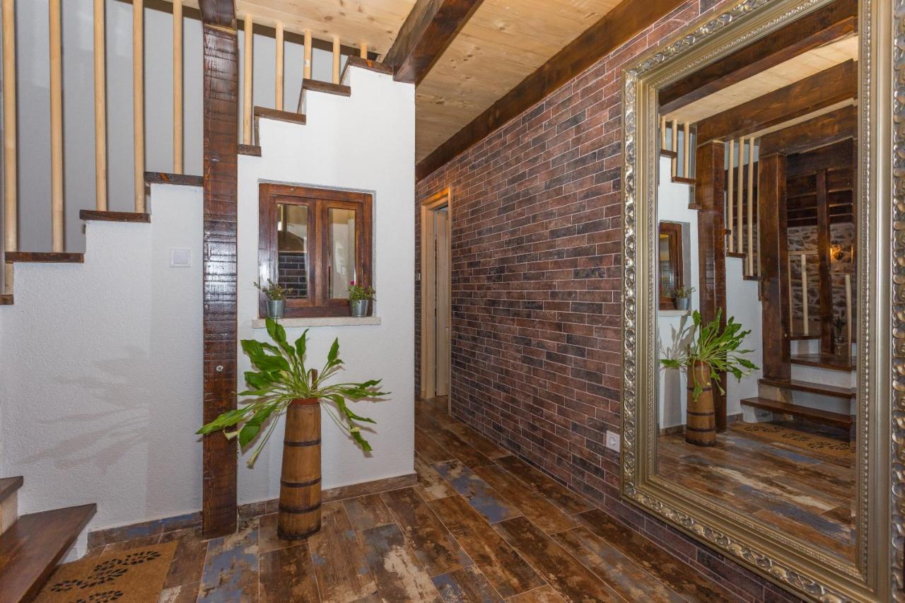 Kuca Za Odmor Joko I Jeka Villa Bogatic Exterior photo