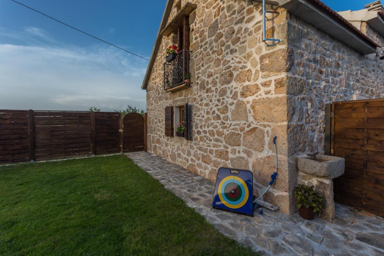 Kuca Za Odmor Joko I Jeka Villa Bogatic Exterior photo