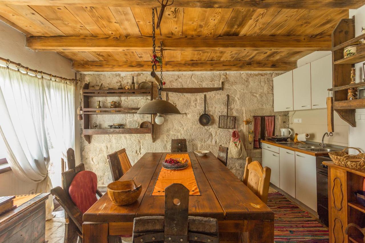 Kuca Za Odmor Joko I Jeka Villa Bogatic Exterior photo