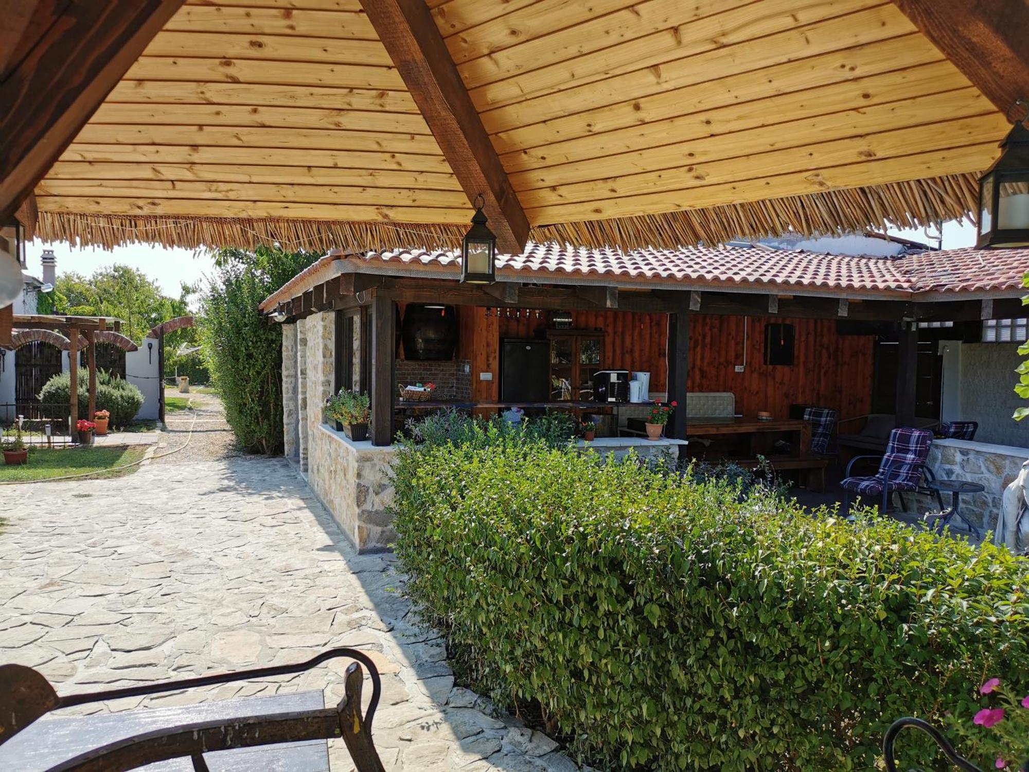 Kuca Za Odmor Joko I Jeka Villa Bogatic Exterior photo